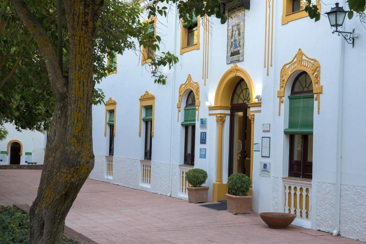 Hotel Balneario El Raposo Puebla de Sancho Pérez Exterior photo